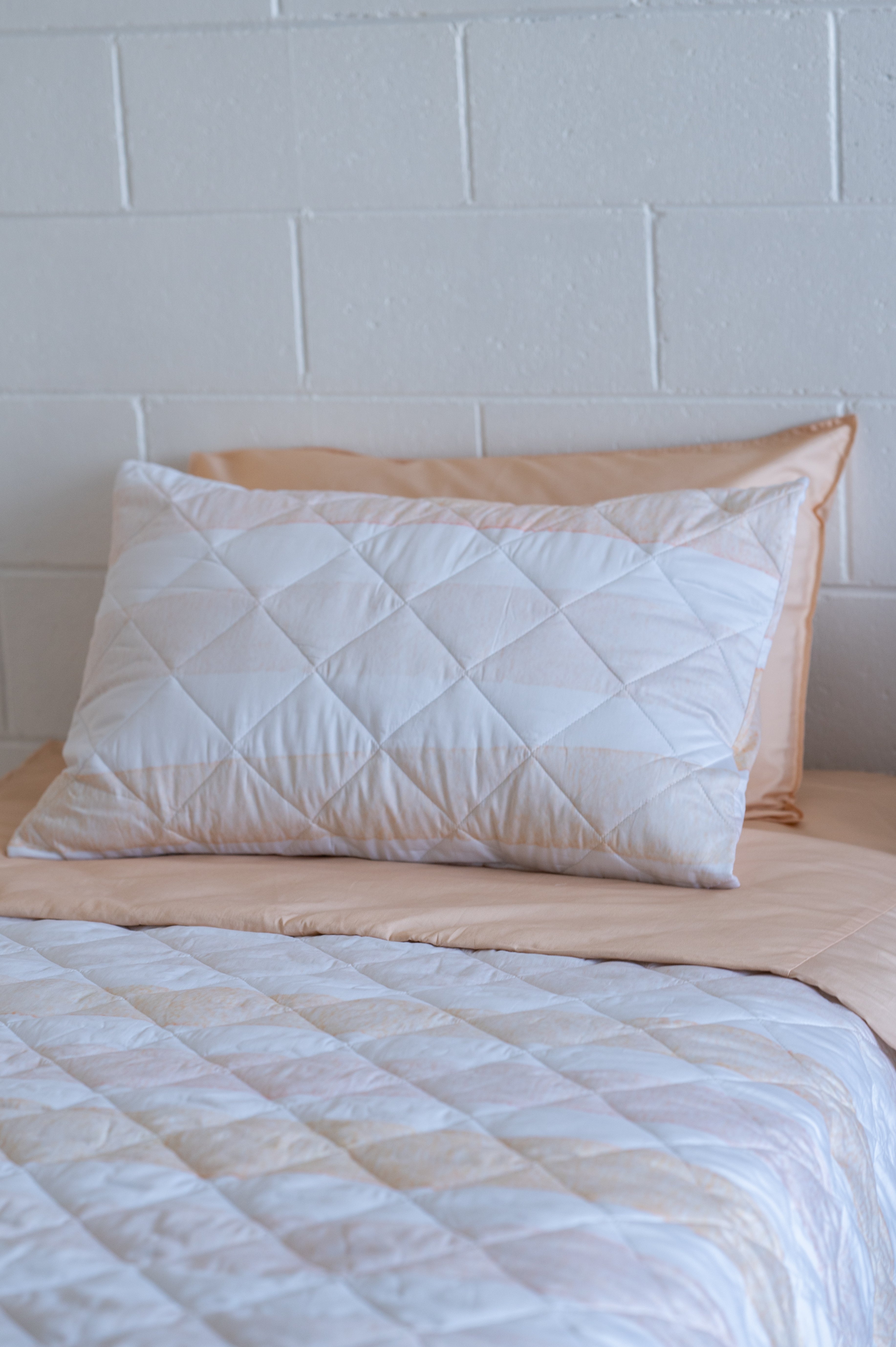 TidyTuck Bedding Set
