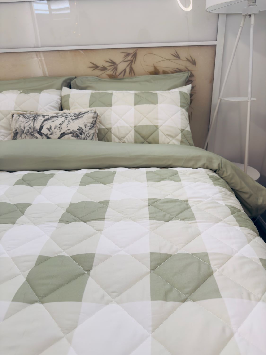 TidyTuck Bedding Set